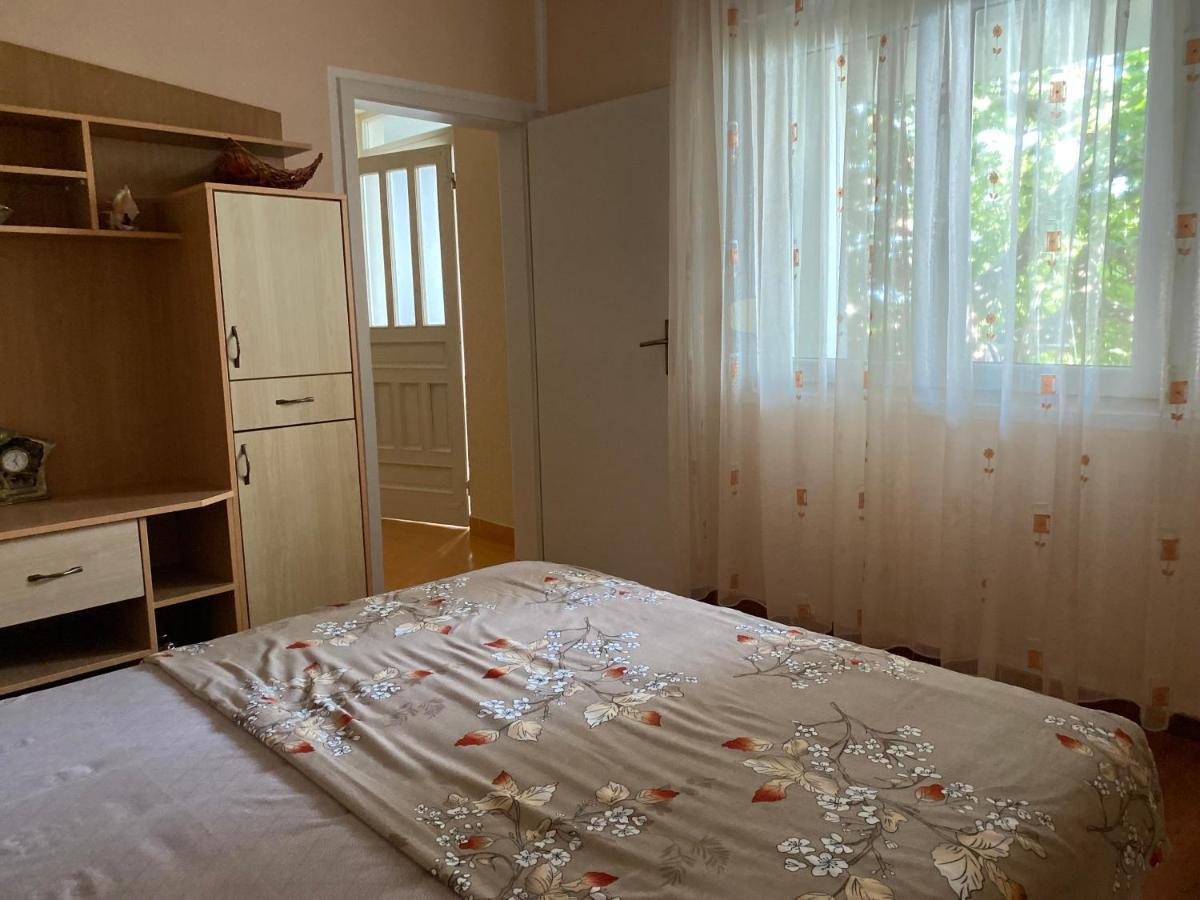 Luka Apartment Ulcinj Esterno foto