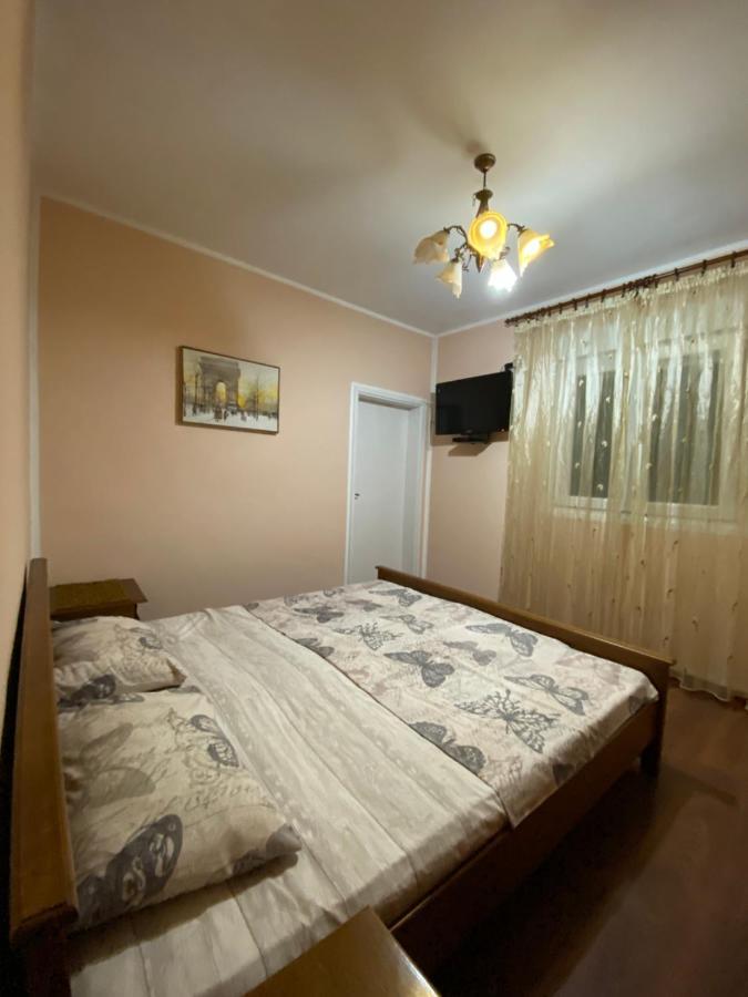 Luka Apartment Ulcinj Esterno foto